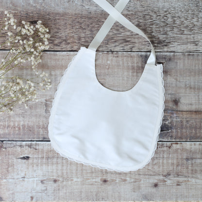 Clara Bib