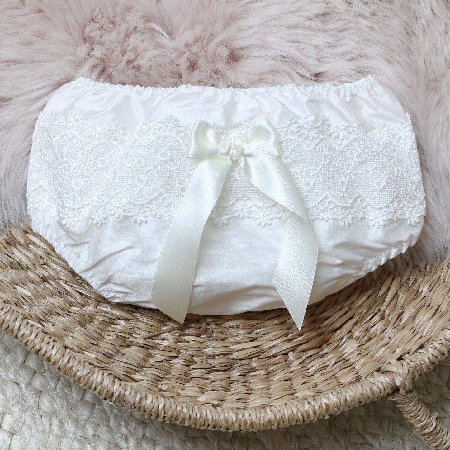 Lucy Nappy Cover